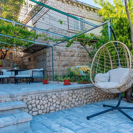 Mirakul 2 * Korčula